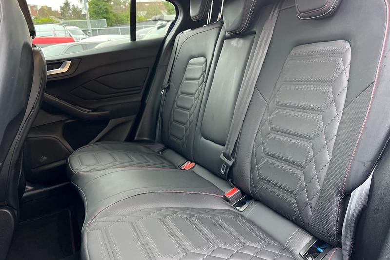 Used Ford Focus 2023 for sale - 76971901: Photo 20