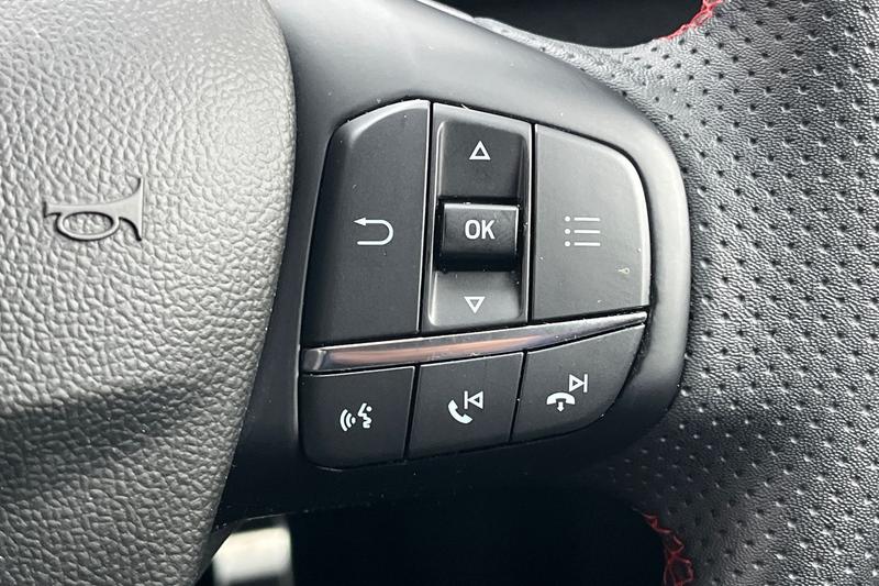 Used Ford Focus 2023 for sale - 76971901: Photo 27