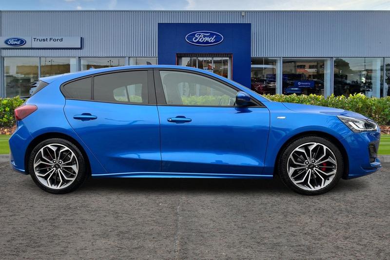 Used Ford Focus 2023 for sale - 76971901: Photo 3