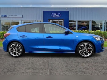 Used Ford Focus 2023 for sale - 76971901: Photo