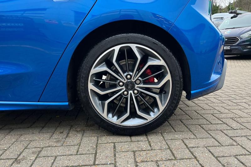 Used Ford Focus 2023 for sale - 76971901: Photo 8