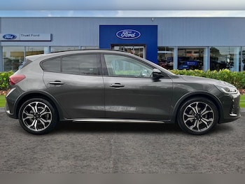 Used Ford Focus 2023 for sale - 77910347: Photo