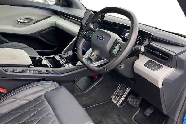 Used Ford Explorer 2024 for sale - 76067654: Photo 9