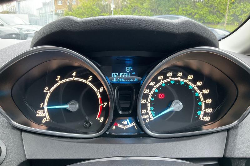 Used Ford Fiesta 2015 for sale - 77412913: Photo 13