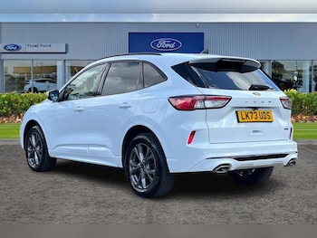 Used Ford Kuga 2023 for sale - 76290304: Photo 2