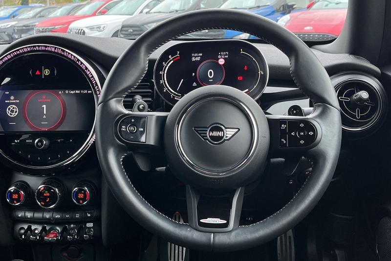 Used MINI Hatch 2024 for sale - 77931198: Photo 12