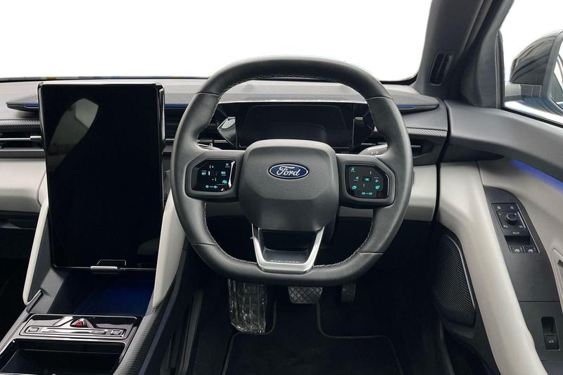 Used Ford Explorer 2024 for sale - 76519754: Photo 11