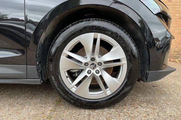 Used Skoda Enyaq 2024 for sale - 76114618: Photo 8
