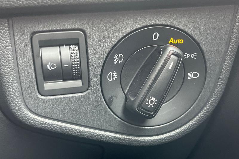 Used Volkswagen Taigo 2024 for sale - 76117537: Photo 37