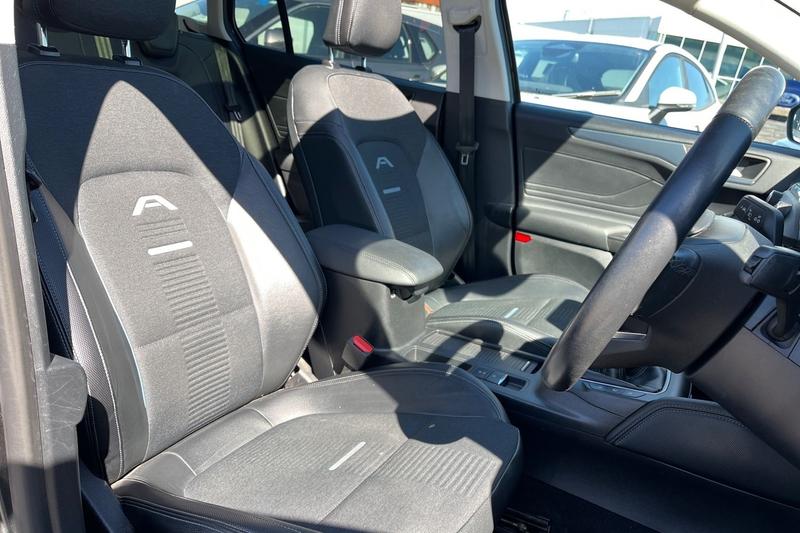 Used Ford Focus 2020 for sale - 78153060: Photo 17