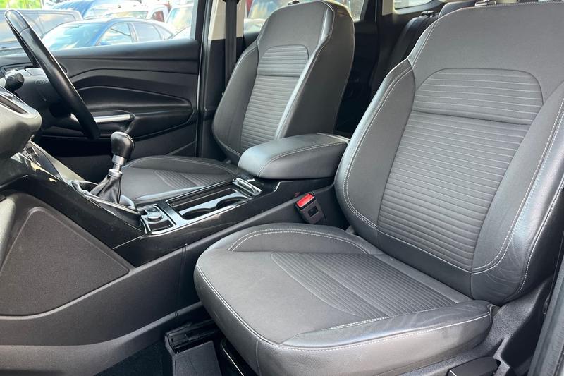 Used Ford Kuga 2018 for sale - 76895393: Photo 19