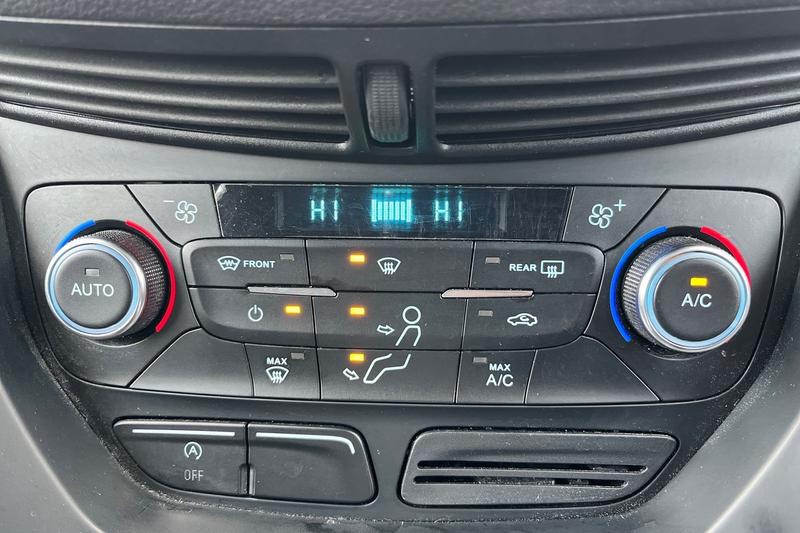 Used Ford Kuga 2018 for sale - 76895393: Photo 30