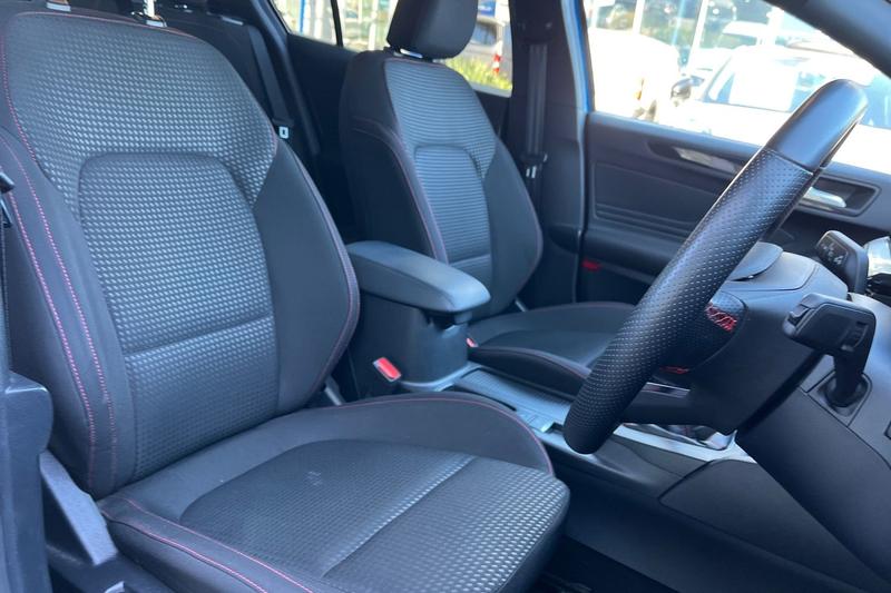 Used Ford Focus 2023 for sale - 78153146: Photo 17