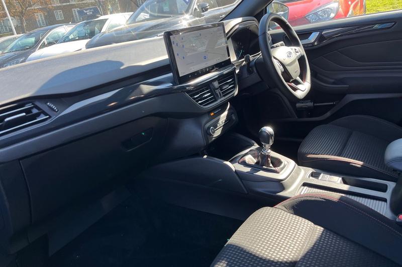 Used Ford Focus 2023 for sale - 78153146: Photo 18