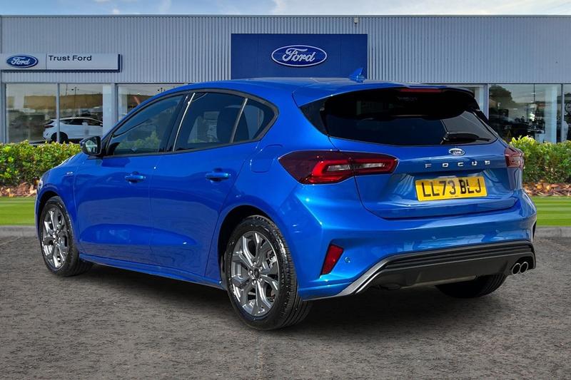 Used Ford Focus 2023 for sale - 78153146: Photo 2