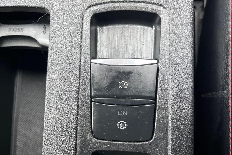 Used Ford Kuga 2020 for sale - 76545456: Photo 31