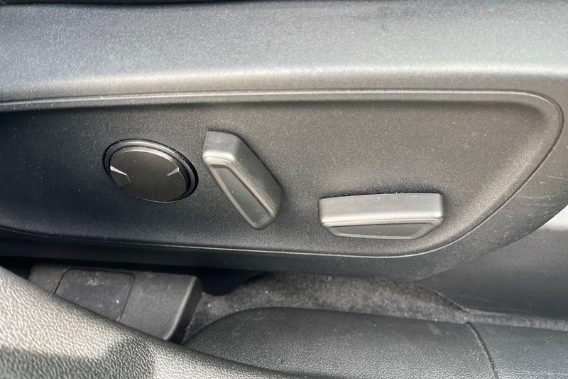 Used Ford Kuga 2023 for sale - 78206205: Photo 35