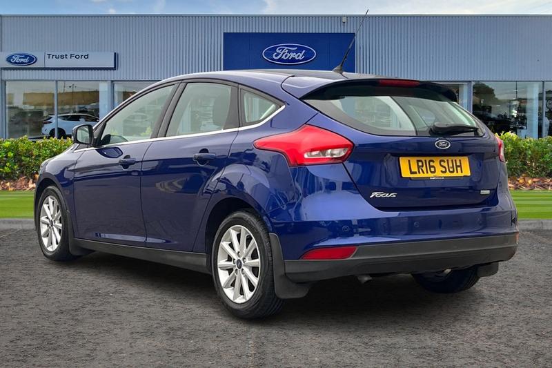 Used Ford Focus 2016 for sale - 77064011: Photo 2