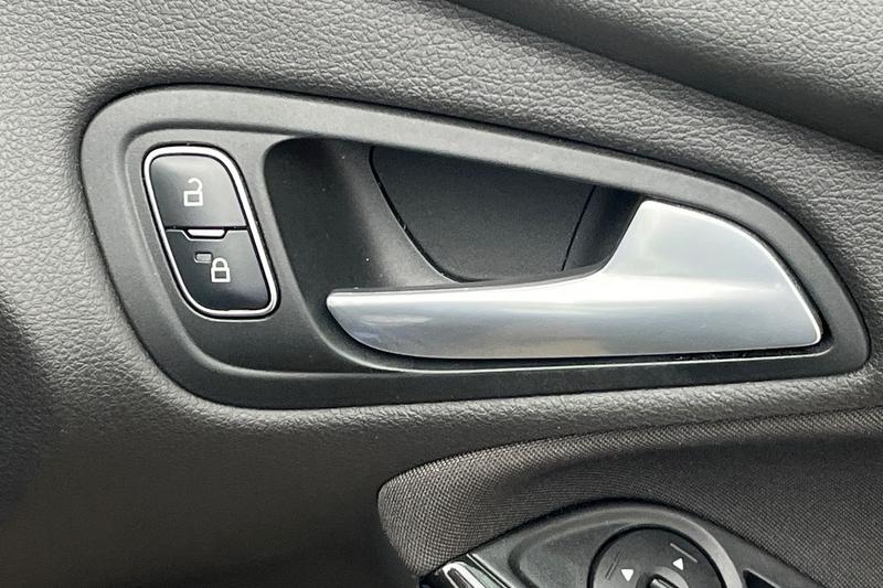 Used Ford Focus 2016 for sale - 77064011: Photo 23