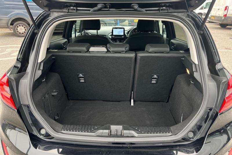 Used Ford Fiesta 2019 for sale - 78206201: Photo 21