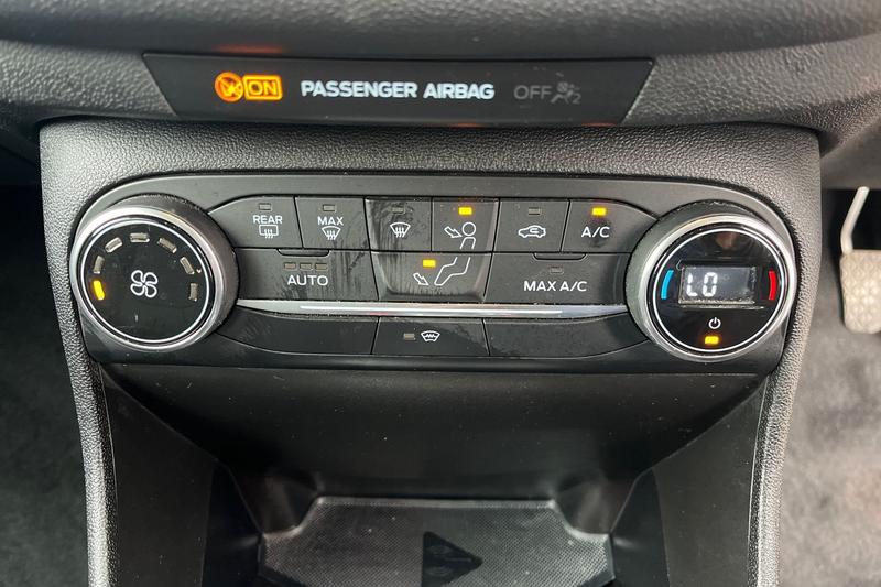 Used Ford Fiesta 2019 for sale - 78206201: Photo 27