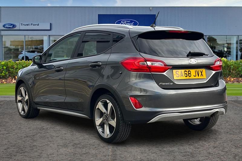 Used Ford Fiesta 2018 for sale - 76382321: Photo 2