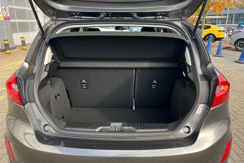 Used Ford Fiesta 2018 for sale - 76382321: Photo 21