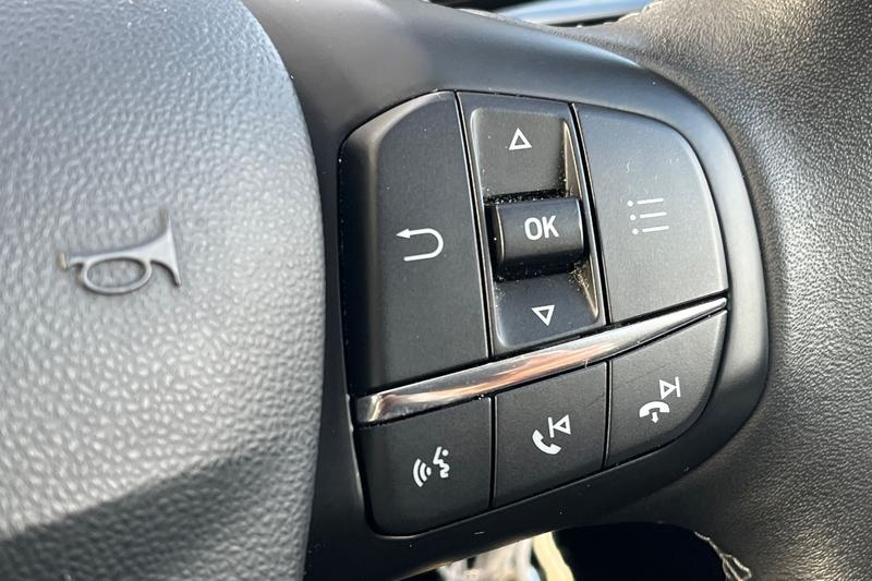 Used Ford Fiesta 2018 for sale - 76382321: Photo 37