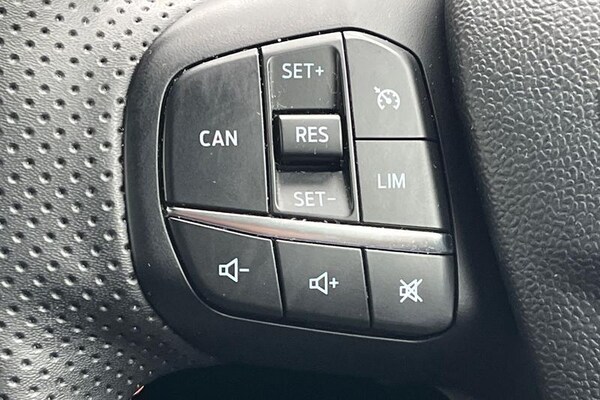 Used Ford Puma 2023 for sale - 76234875: Photo 27