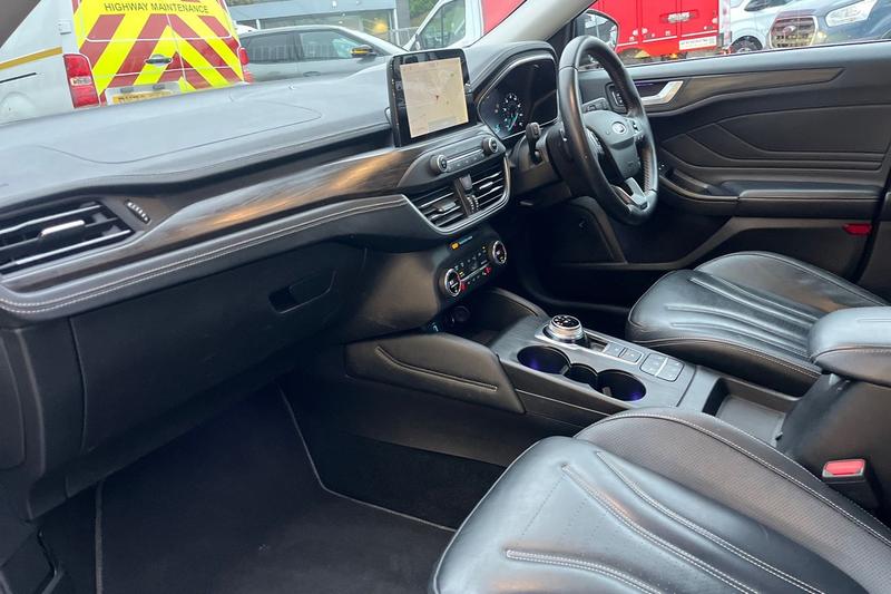 Used Ford Focus 2019 for sale - 76730102: Photo 18