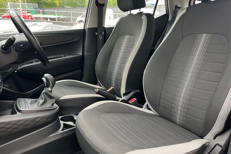 Used Hyundai i10 2022 for sale - 76568660: Photo 19