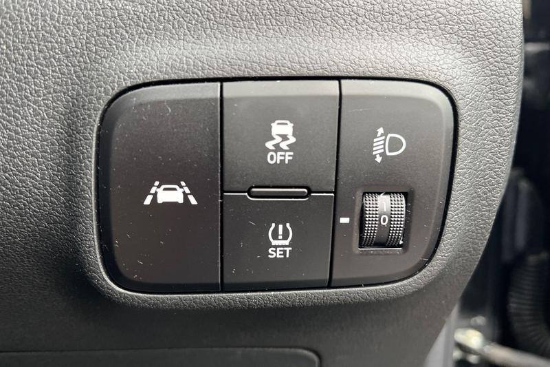 Used Hyundai i10 2022 for sale - 76568660: Photo 33