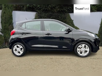 Used Hyundai i10 2022 for sale - 76568660: Photo