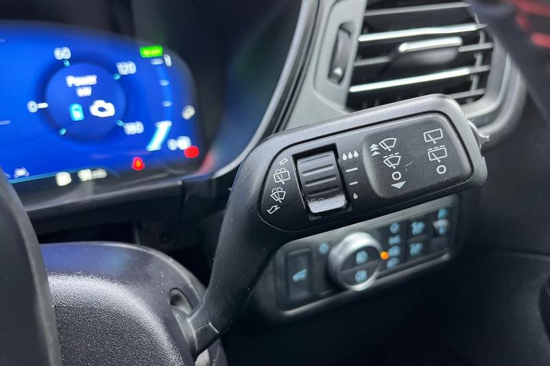 Used Ford Kuga 2023 for sale - 77117060: Photo 15