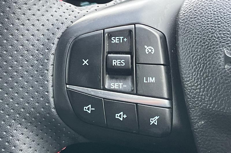 Used Ford Kuga 2023 for sale - 77117060: Photo 24