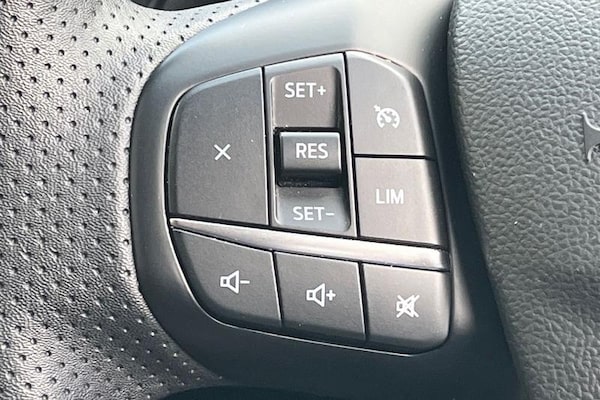 Used Ford Kuga 2023 for sale - 76312602: Photo 26