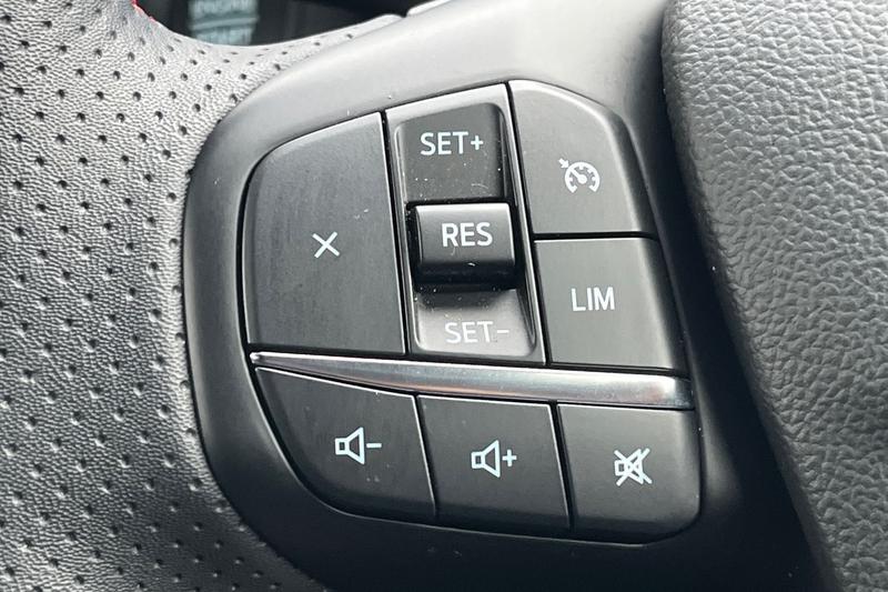 Used Ford Kuga 2023 for sale - 76255461: Photo 28