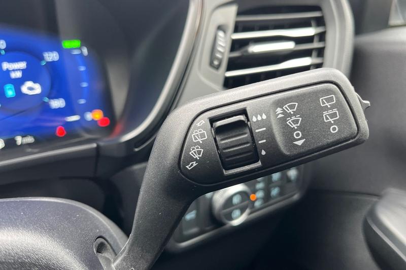 Used Ford Kuga 2023 for sale - 76196553: Photo 15