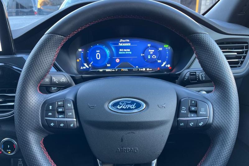 Used Ford Kuga 2023 for sale - 76653477: Photo 12