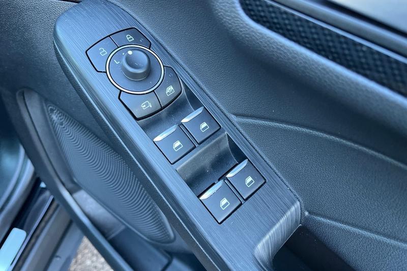 Used Ford Kuga 2023 for sale - 76653477: Photo 16