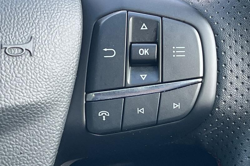 Used Ford Kuga 2025 for sale - 76949070: Photo 38