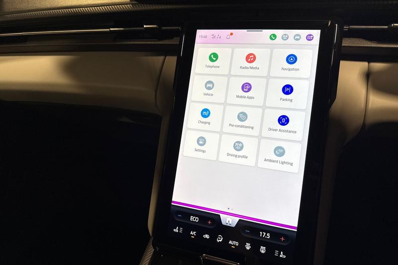 Used Ford Explorer 2024 for sale - 77161112: Photo 44