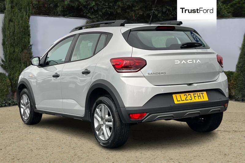 Used Dacia Sandero Stepway 2023 for sale - 76684884: Photo 2