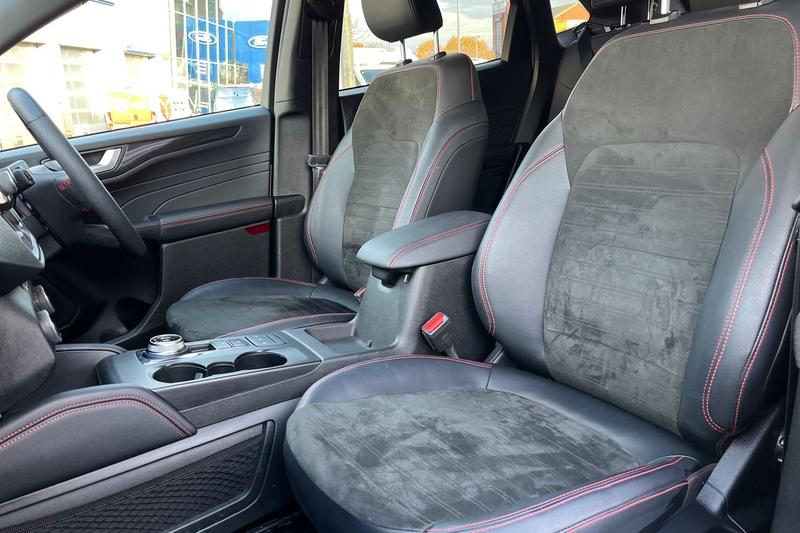 Used Ford Kuga 2023 for sale - 76480310: Photo 19