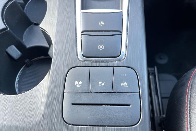 Used Ford Kuga 2023 for sale - 76480310: Photo 24