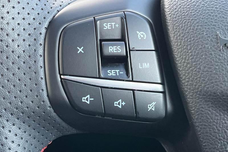 Used Ford Kuga 2023 for sale - 76480310: Photo 28