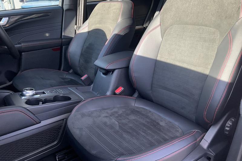 Used Ford Kuga 2023 for sale - 77973685: Photo 19