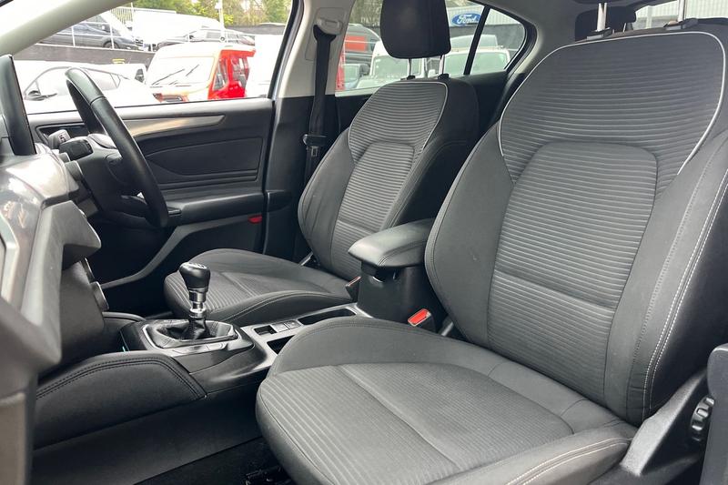 Used Ford Focus 2019 for sale - 77138204: Photo 19
