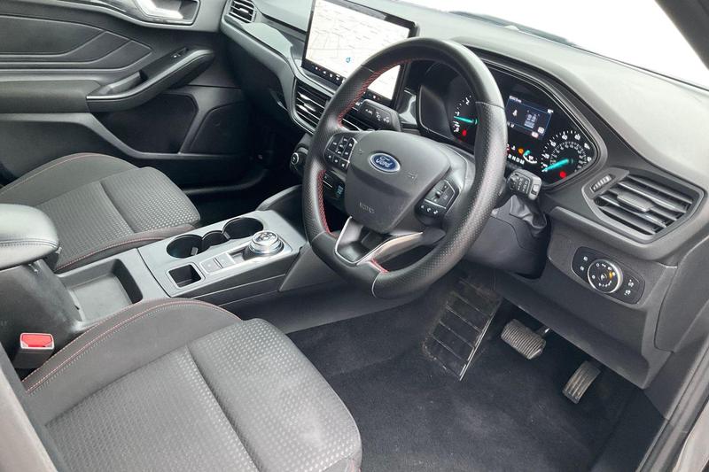 Used Ford Focus 2023 for sale - 77462577: Photo 9