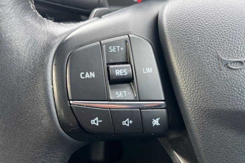 Used Ford Fiesta 2018 for sale - 77025915: Photo 32